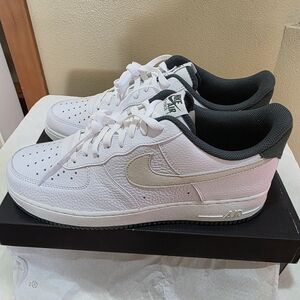 Nike Air Force 1 Men's White and Vintage Green Sneakers